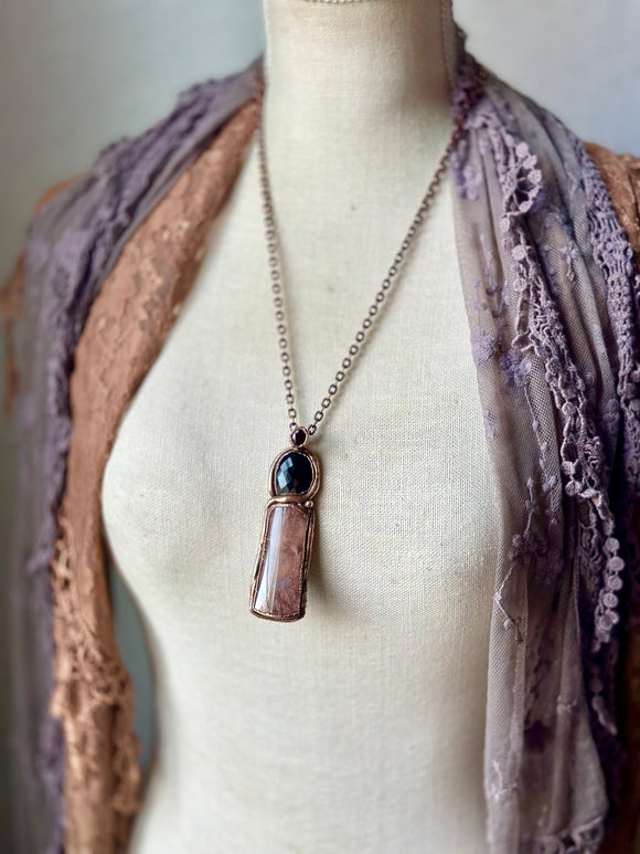 Amphibole Quartz/ Rose Cut Onyx/ Faceted Garnet Copper Necklace