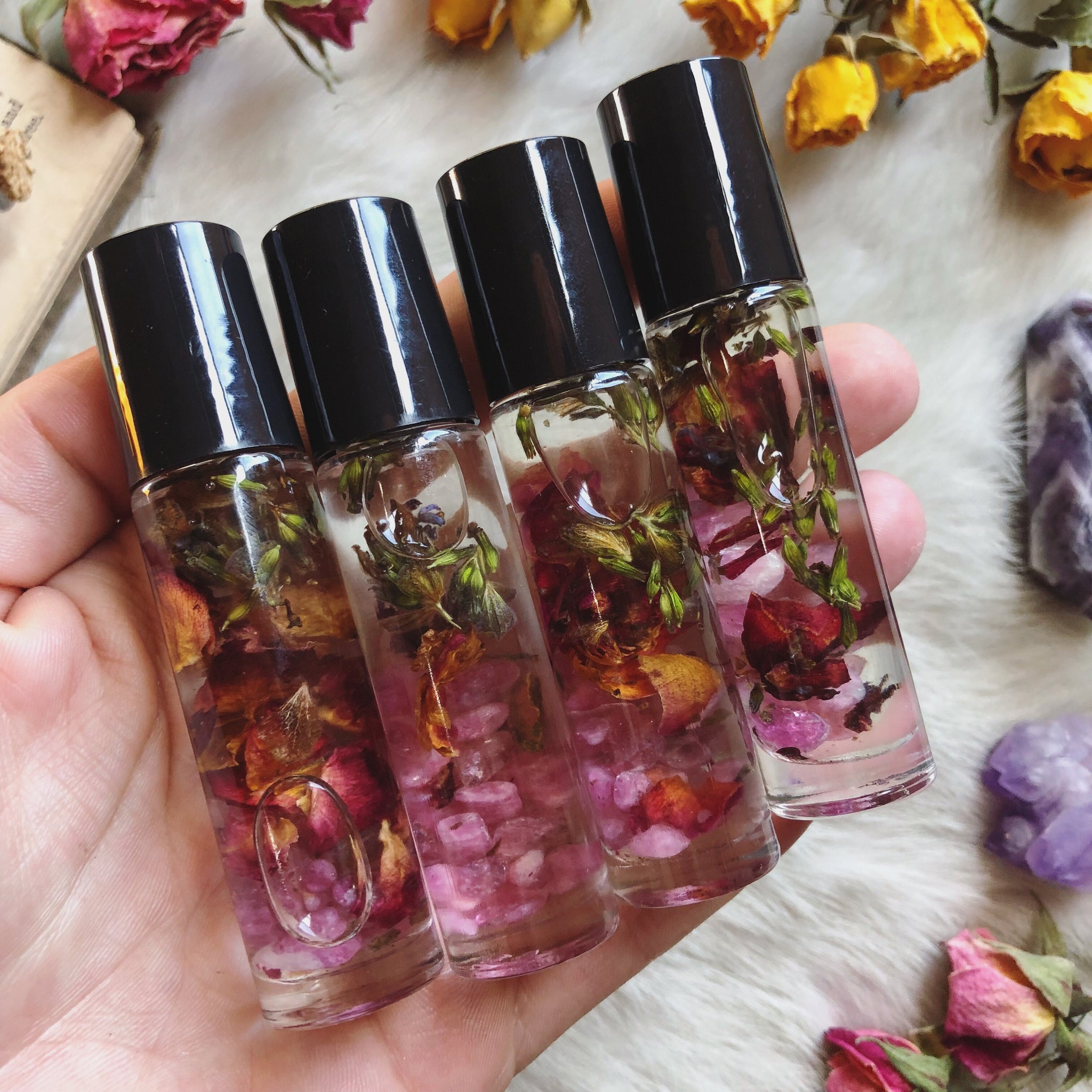Blossom Roll - on Perfume Oil Rose